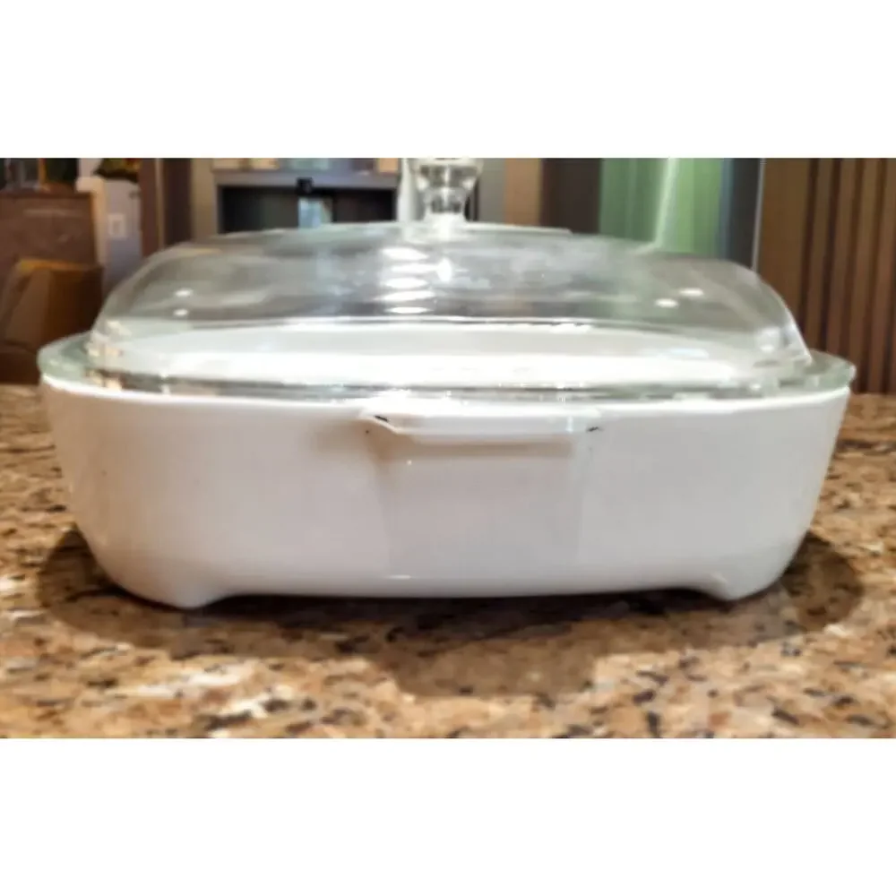 Corning Ware MW-16 10 x 10 White MicroMake Browning Dish w/ Lid
